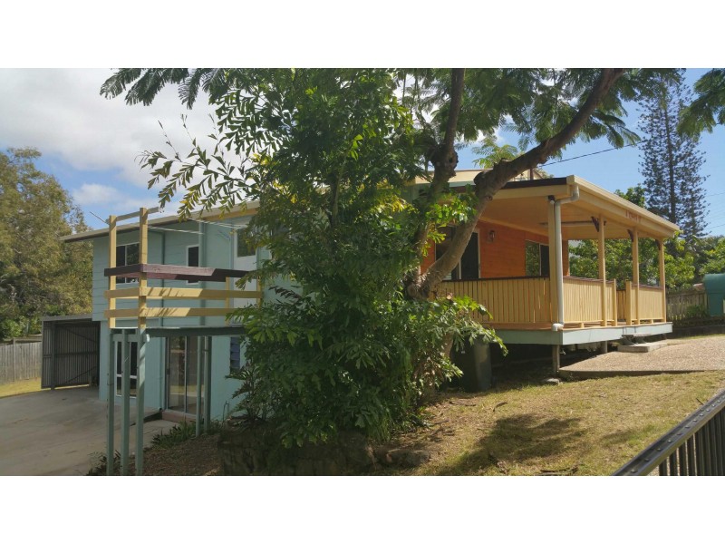 4 Zephyr Street, Tannum Sands QLD 4680