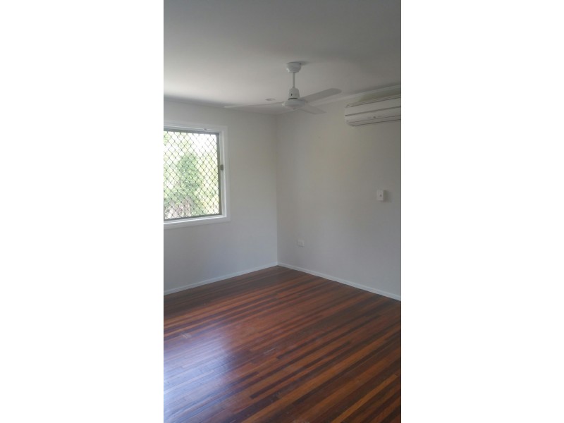 4 Zephyr Street, Tannum Sands QLD 4680