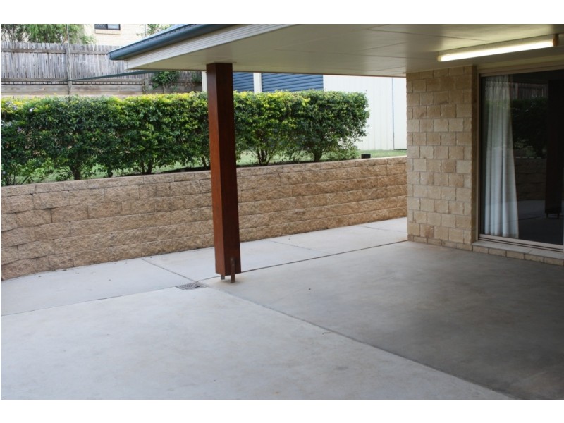 14 Stella Street, Boyne Island QLD 4680