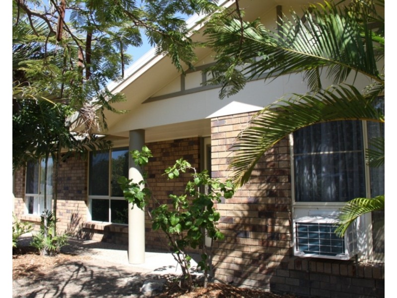 13 Davina Street, Boyne Island QLD 4680