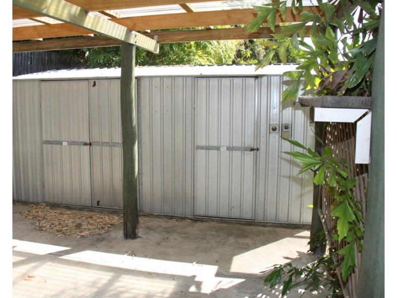 13 Davina Street, Boyne Island QLD 4680
