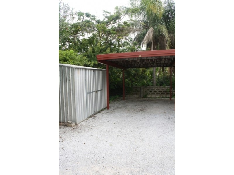 5/4 Arthur Street, Boyne Island QLD 4680