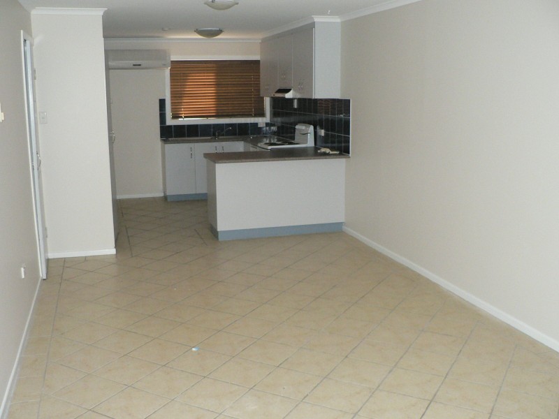 4/26 Beach, Tannum Sands QLD 4680