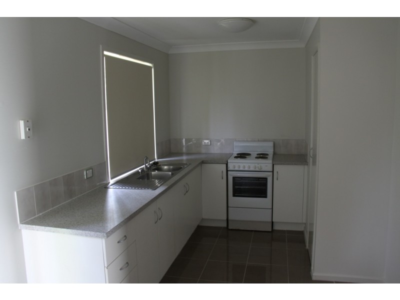 25 Latrobe Street, Tannum Sands QLD 4680