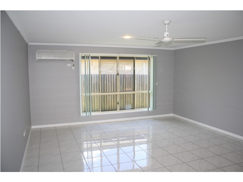 8 Richard Street, Boyne Island QLD 4680