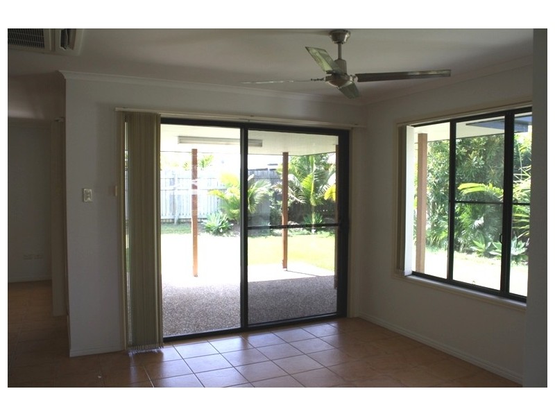 14 Schooner Street, Tannum Sands QLD 4680