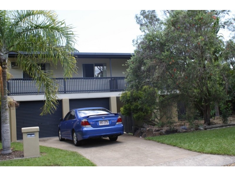 10 Macedon Street, Tannum Sands QLD 4680