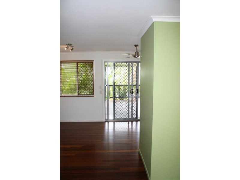 10 Macedon Street, Tannum Sands QLD 4680