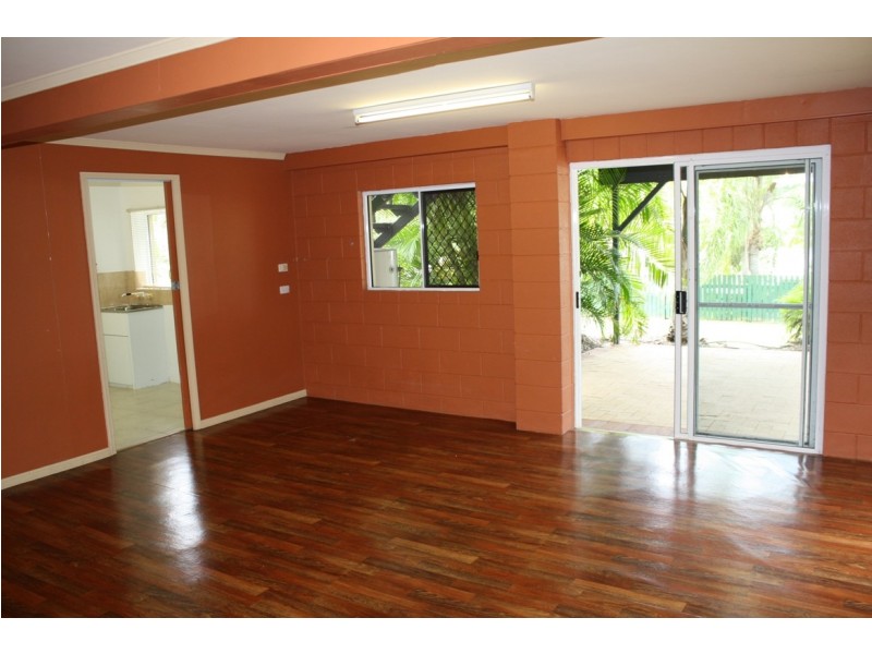 10 Macedon Street, Tannum Sands QLD 4680