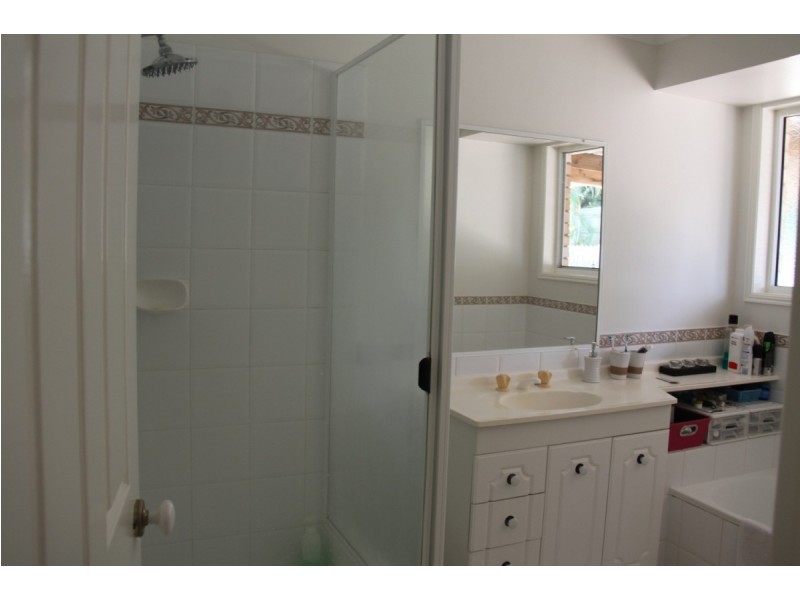 40 Beltana Drive, Boyne Island QLD 4680