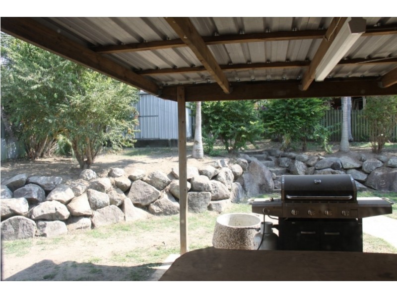 40 Beltana Drive, Boyne Island QLD 4680