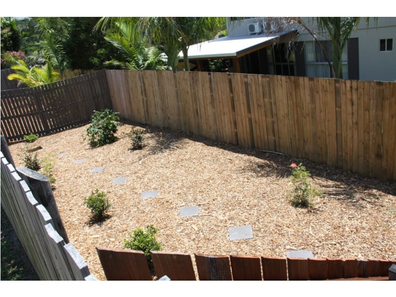 8 Richard Street, Boyne Island QLD 4680