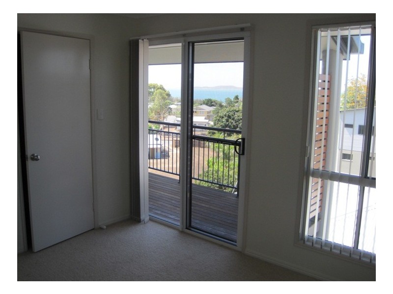 1/18 Pacific Avenue, Tannum Sands QLD 4680