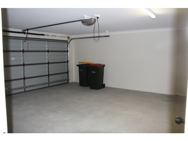 11 Bendee St, Glen Eden QLD 4680