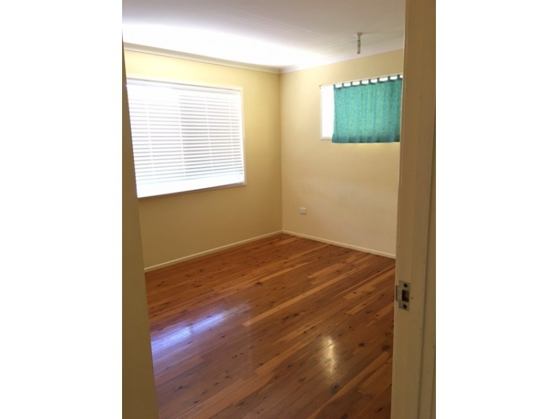 19 Katandra St, Boyne Island QLD 4680