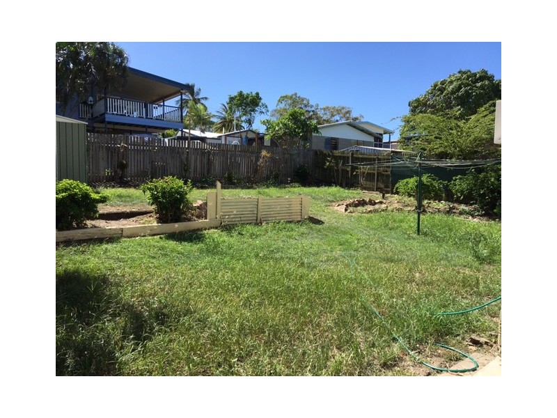 19 Katandra St, Boyne Island QLD 4680
