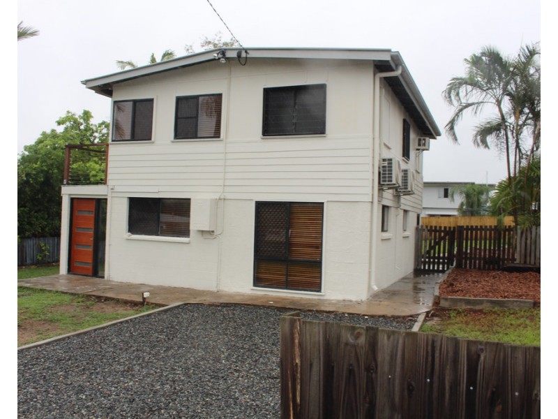 13 Yukana Street, Boyne Island QLD 4680