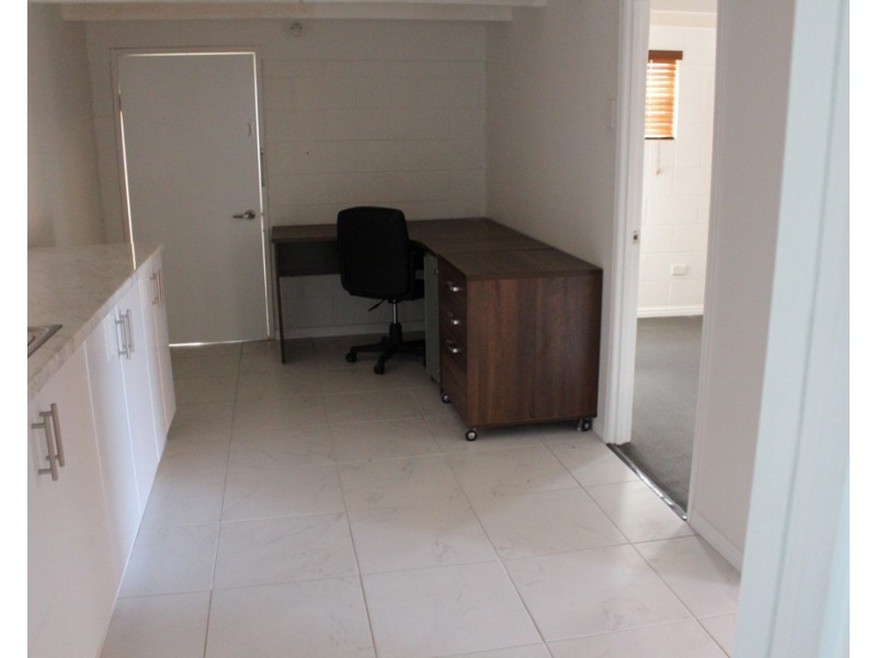 13 Yukana Street, Boyne Island QLD 4680