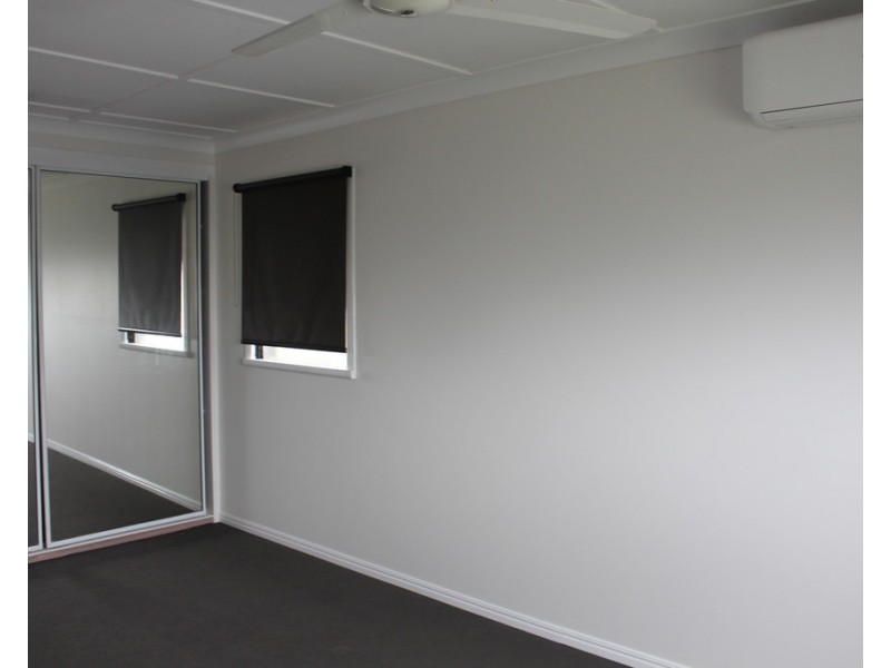 13 Yukana Street, Boyne Island QLD 4680