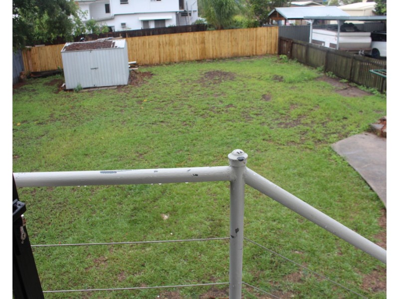 13 Yukana Street, Boyne Island QLD 4680