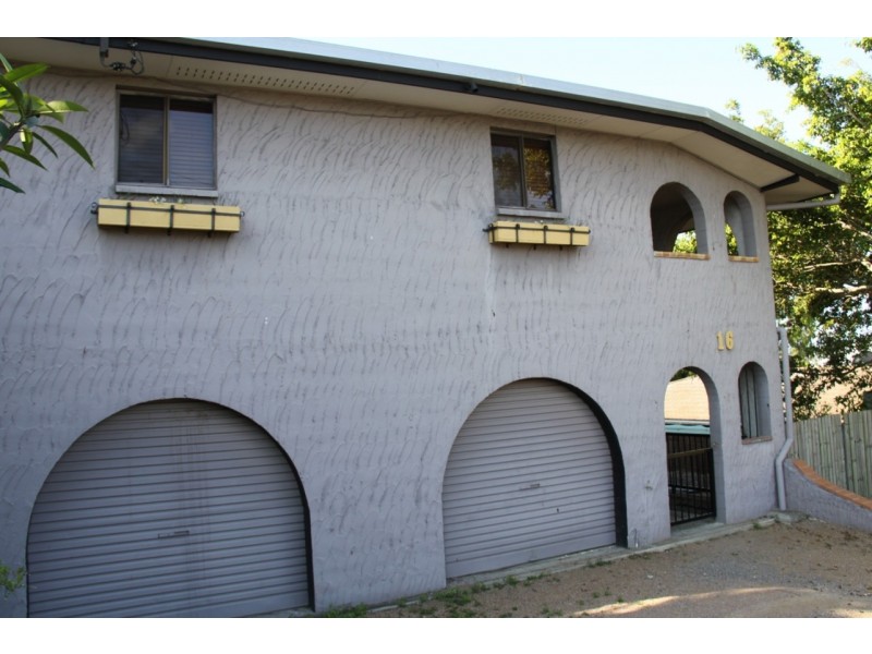 16 Donald Street, Tannum Sands QLD 4680