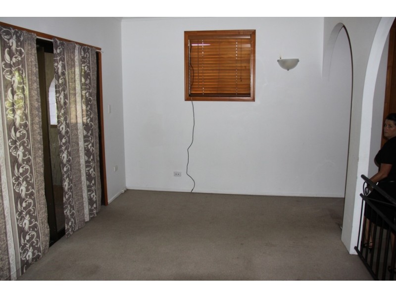 16 Donald Street, Tannum Sands QLD 4680