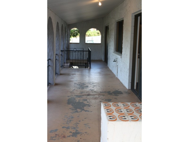 16 Donald Street, Tannum Sands QLD 4680