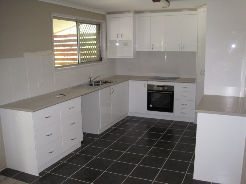 14 Silverton Dr, Tannum Sands QLD 4680