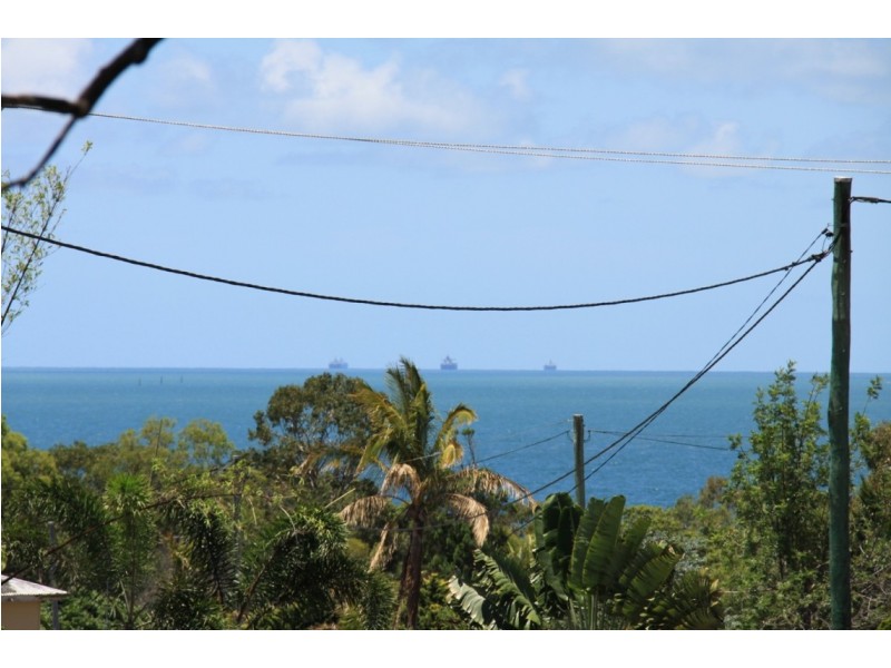 13 Creek Road, Tannum Sands QLD 4680