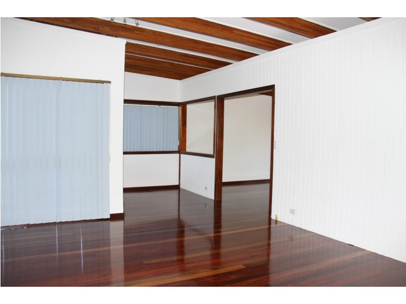 13 Creek Road, Tannum Sands QLD 4680