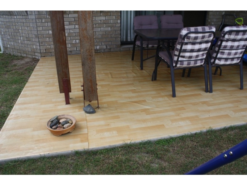 11 Stella Street, Boyne Island QLD 4680