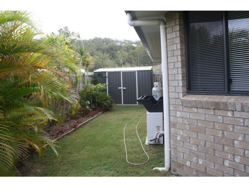 11 Stella Street, Boyne Island QLD 4680