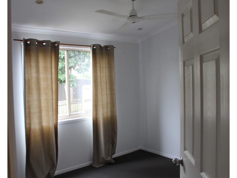 93 Malpas Street, Boyne Island QLD 4680