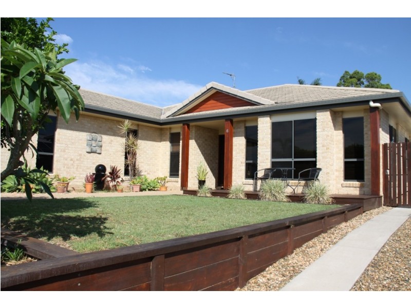 6 Stella Street, Boyne Island QLD 4680