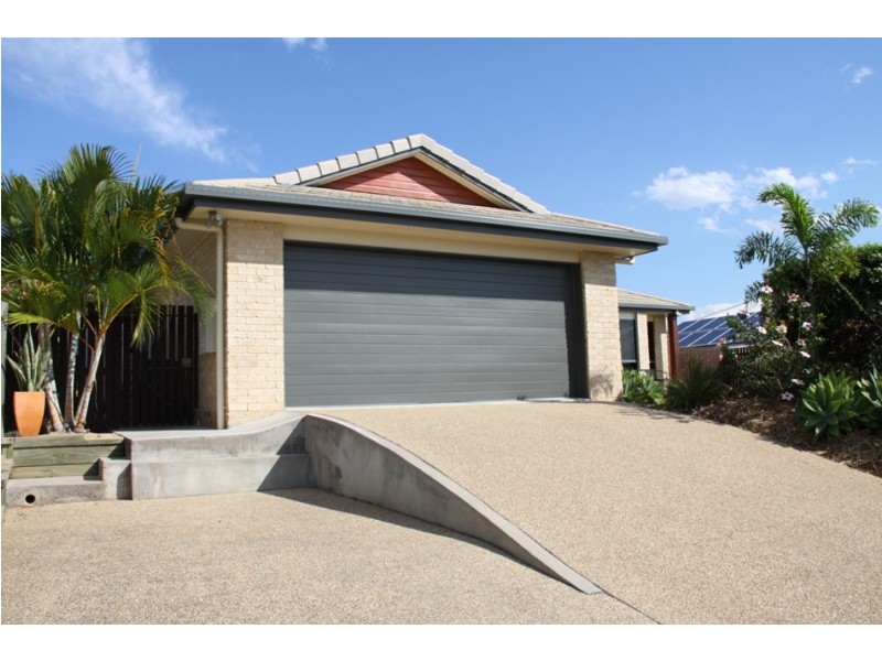 6 Stella Street, Boyne Island QLD 4680