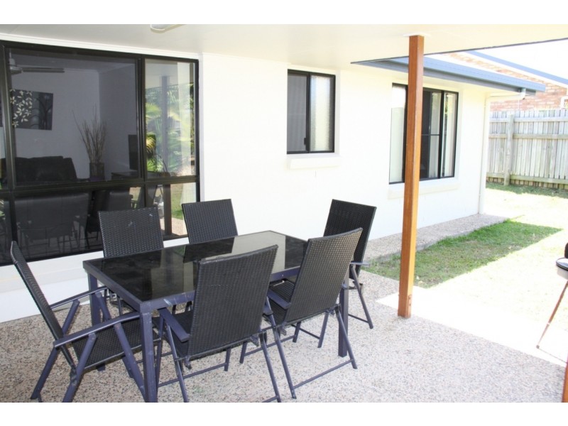 14 Schooner Street, Tannum Sands QLD 4680