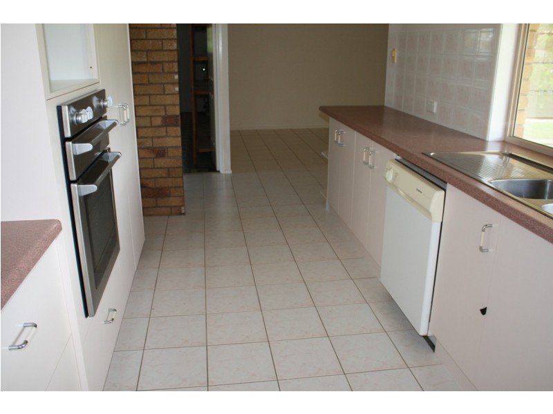 21 Bevington Street, Tannum Sands QLD 4680