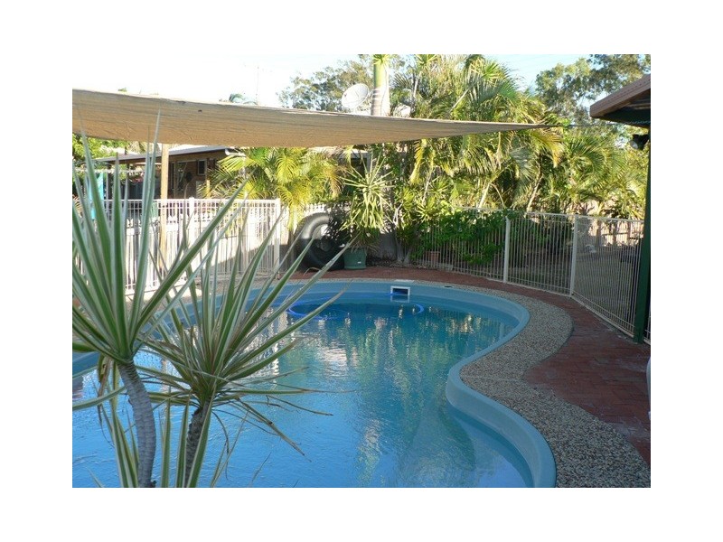 15 Waratah Crescent, Tannum Sands QLD 4680