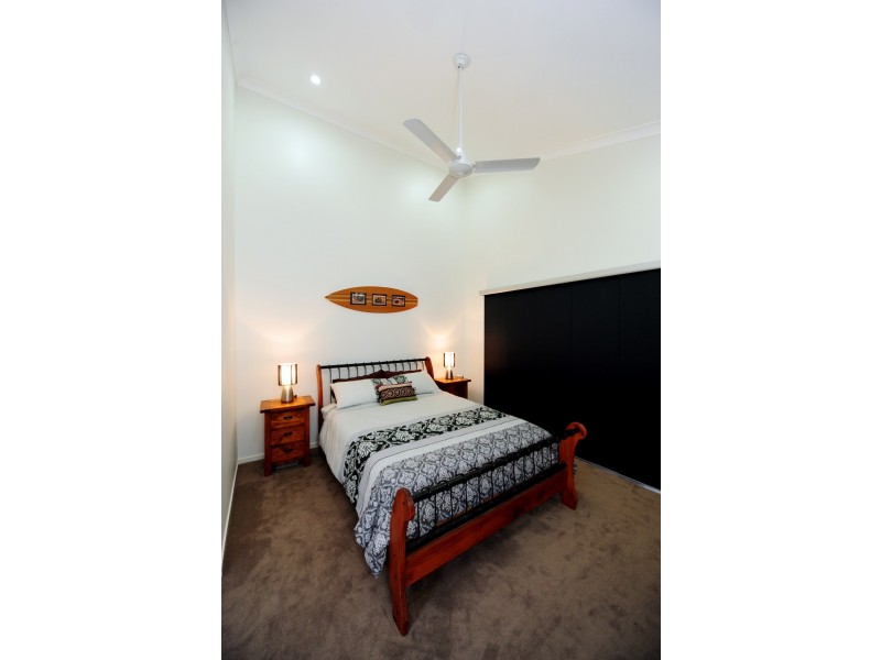 20 Lighthouse Drive, Boyne Island QLD 4680