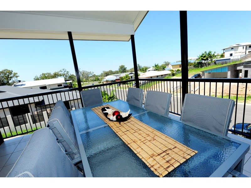 20 Lighthouse Drive, Boyne Island QLD 4680