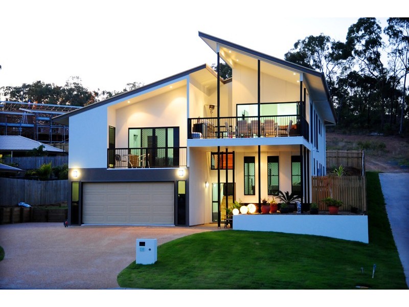 20 Lighthouse Drive, Boyne Island QLD 4680