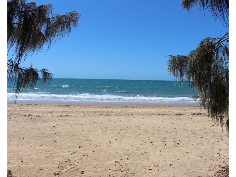 20 The Oaks Road, Tannum Sands QLD 4680