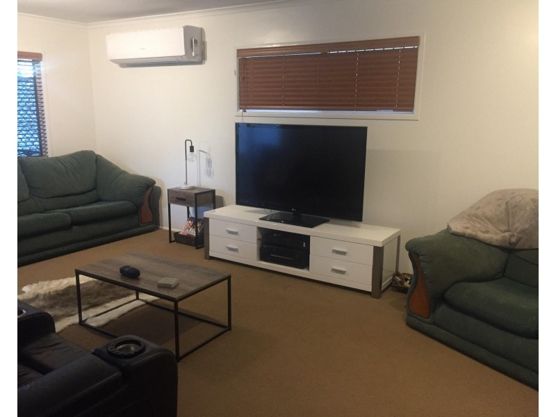 20 The Oaks Road, Tannum Sands QLD 4680