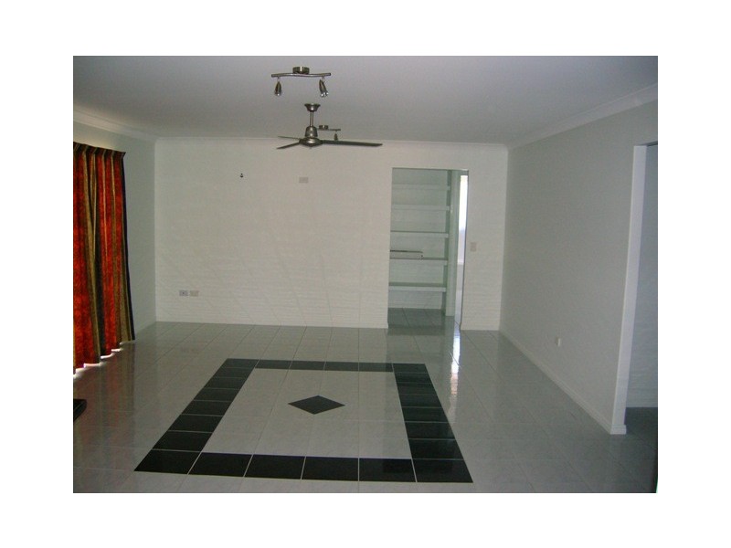 28 Golfview Drive, Boyne Island QLD 4680