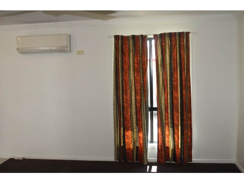 28 Golfview Drive, Boyne Island QLD 4680