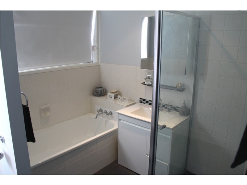 32 Tyson Cr, Tannum Sands QLD 4680