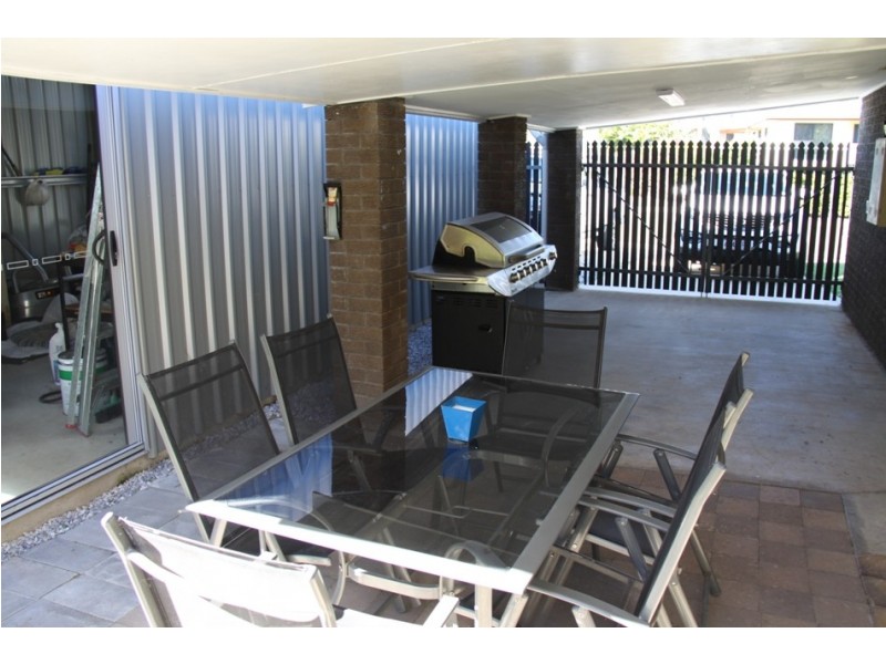 32 Tyson Cr, Tannum Sands QLD 4680