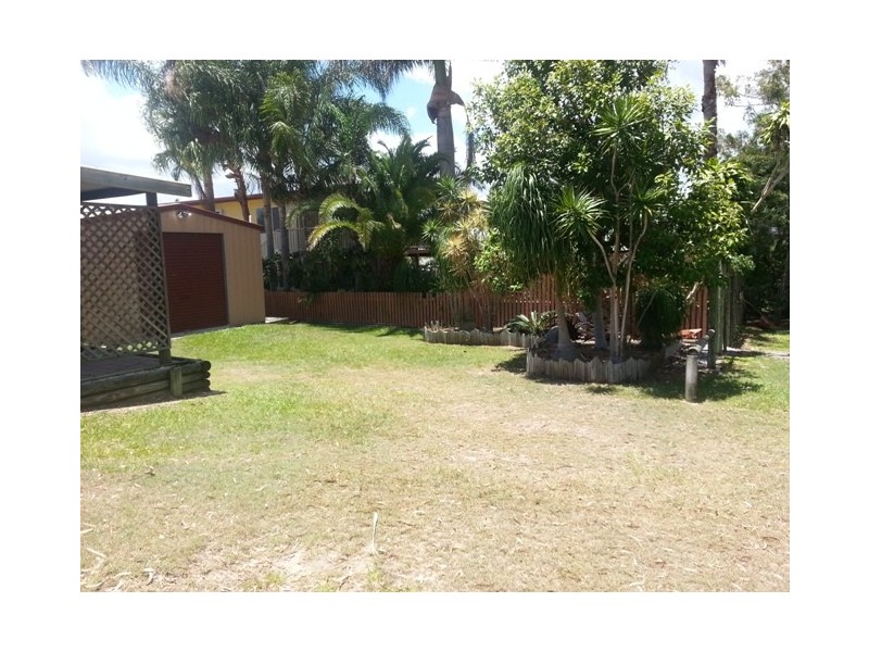 17 Pleasant Avenue, Tannum Sands QLD 4680