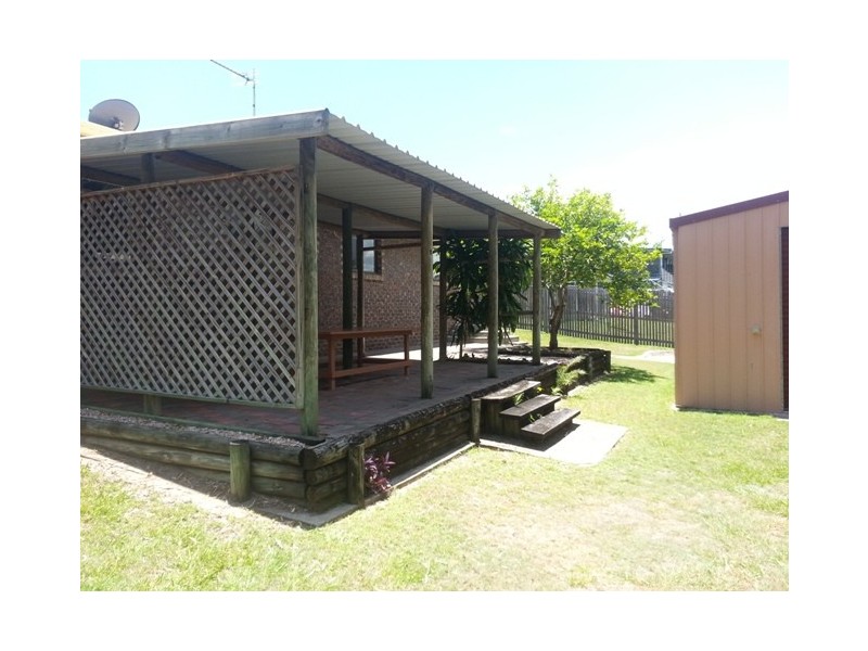 17 Pleasant Avenue, Tannum Sands QLD 4680