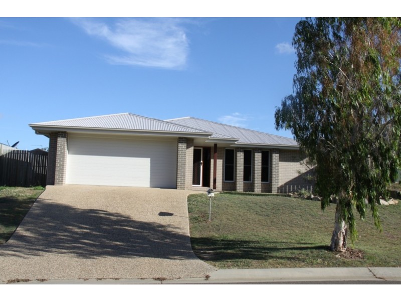 12 Liriope drive, Kirkwood QLD 4680